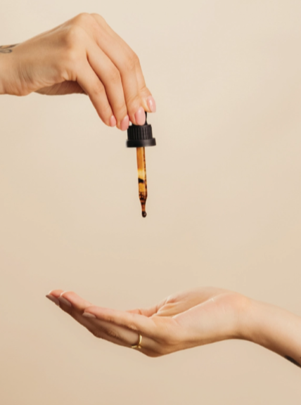 Dragon’s blood, or “Sangre de Grado Drops